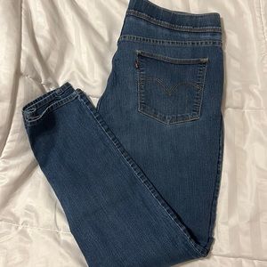 Women’s Levi’s Pull on